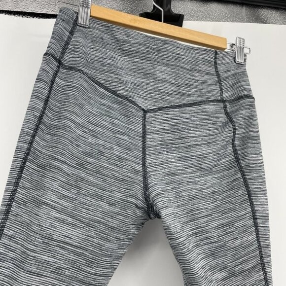 Nike Dri Fit grey Heathered recycled leggings 27” small - Picture 13 of 16